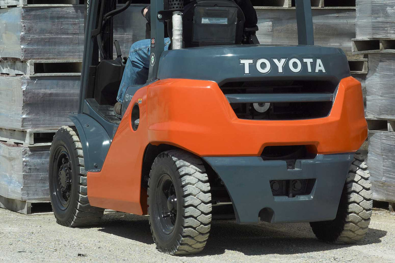 When should I replace my forkift's tires?